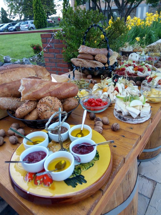 Casa Danielescu Hotell Târgu Jiu Eksteriør bilde