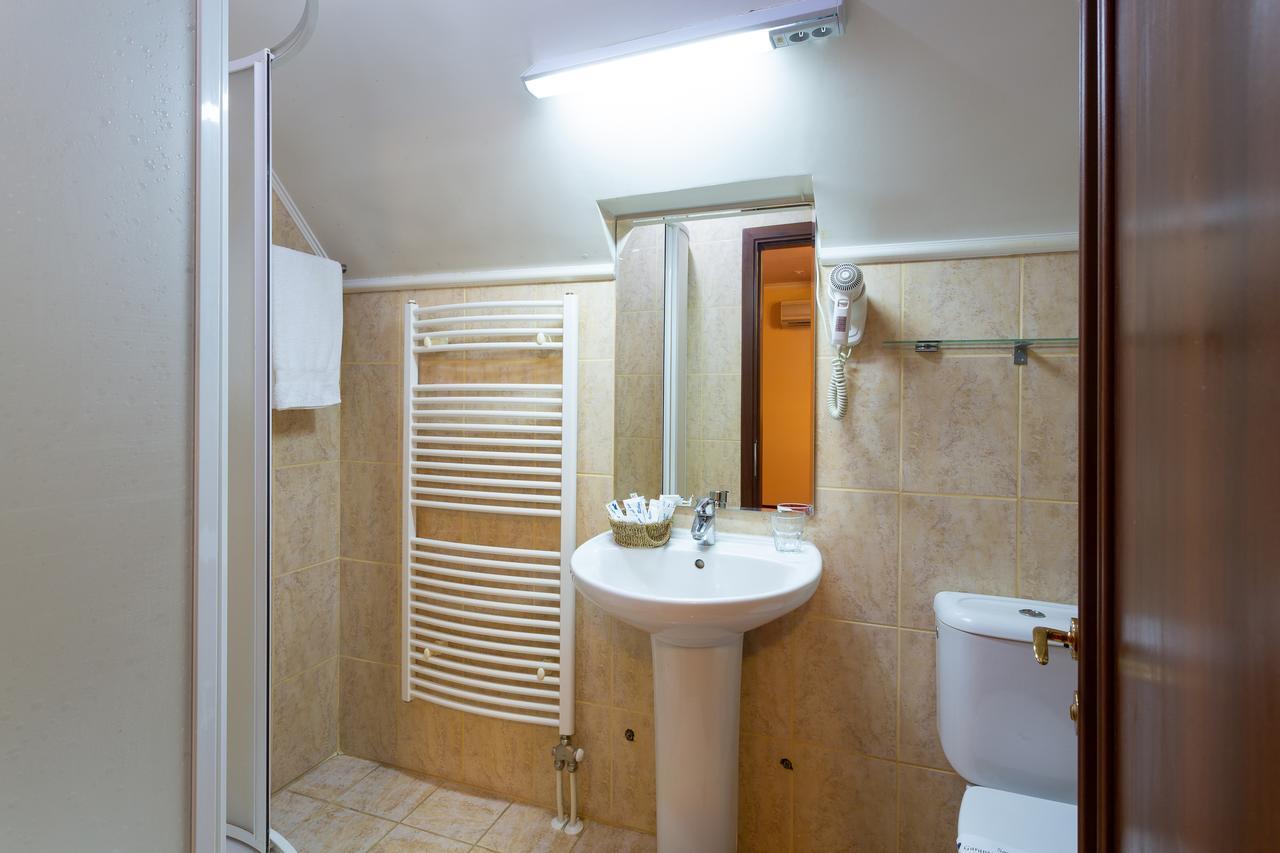 Casa Danielescu Hotell Târgu Jiu Eksteriør bilde