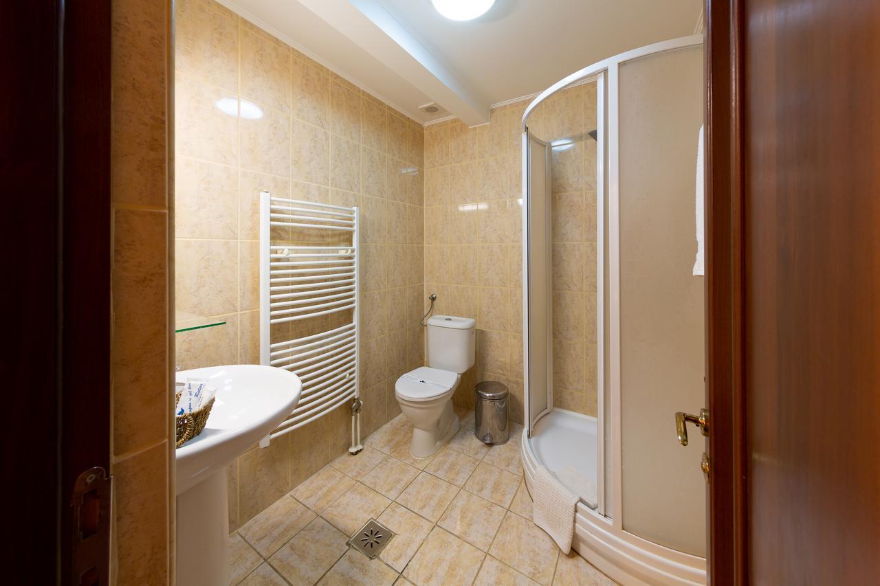 Casa Danielescu Hotell Târgu Jiu Eksteriør bilde